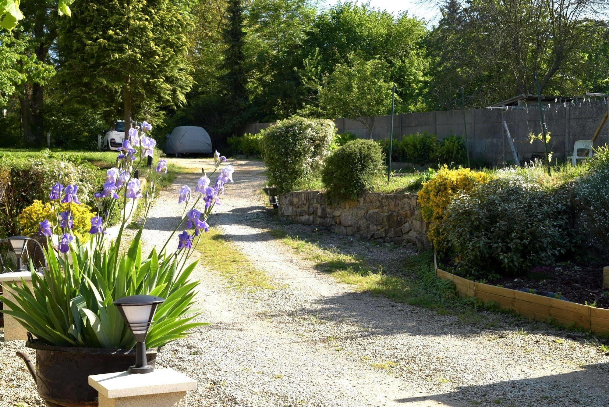 Auberge Le Rabelais Malay-le-Petit Buitenkant foto